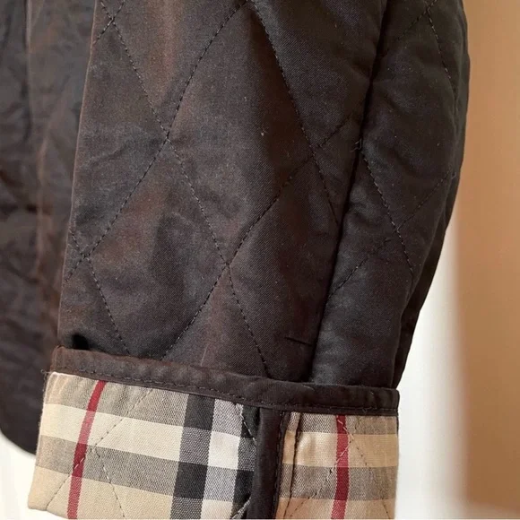 Burberry jacket - Picture 3 of 10